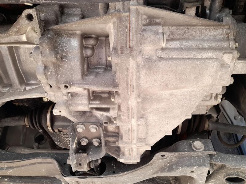 Recambio de caja cambios para toyota yaris (_p13_) 1.5 hybrid (nhp130_) referencia OEM IAM 3090052010 AUTOMATICA 