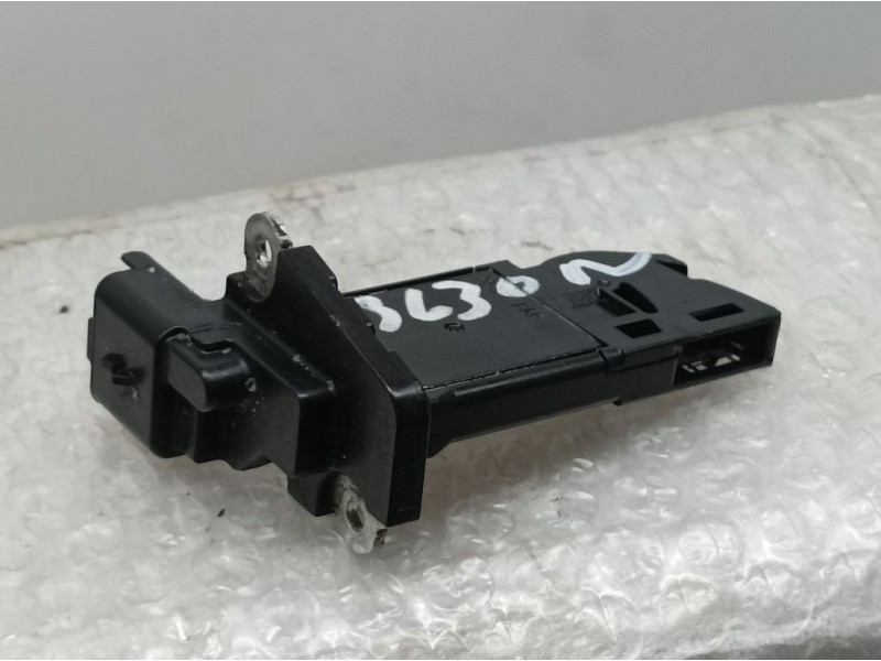 Recambio de caudalimetro para opel corsa f edition referencia OEM IAM 9677093080 AFH50M27 HITACHI