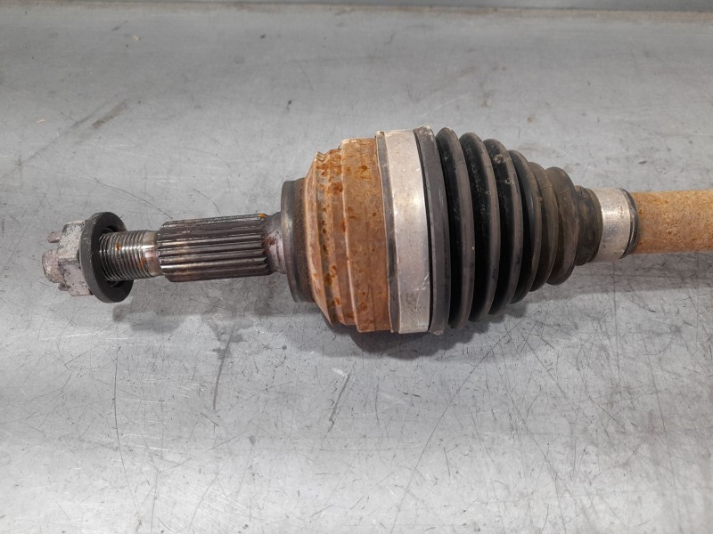 Recambio de transmision delantera derecha para renault clio iv (bh_) 1.5 dci 75 referencia OEM IAM 391008239R  