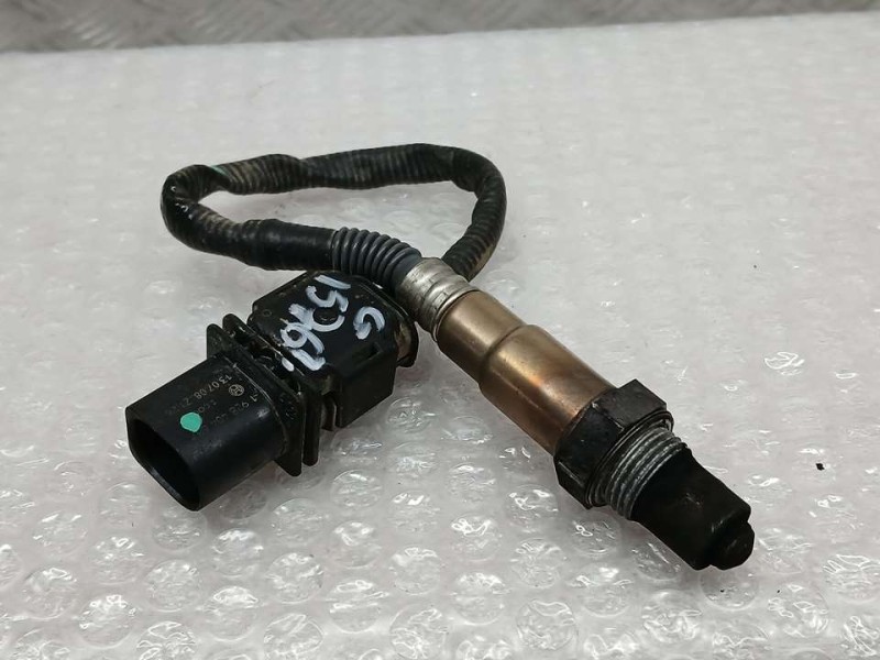 Recambio de sonda lambda para toyota yaris active referencia OEM IAM 8946702080 0281004411 BOSCH