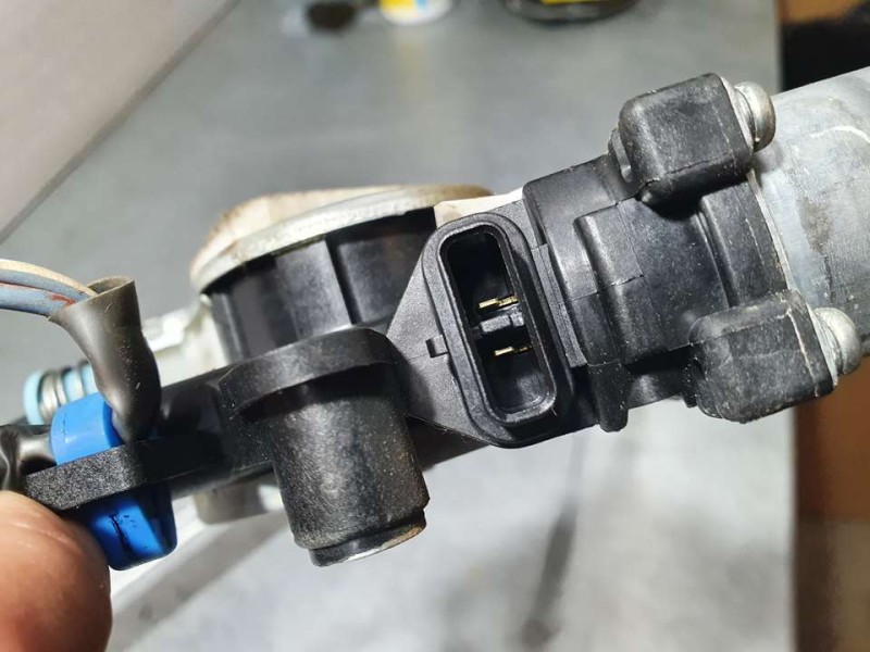 Recambio de elevalunas delantero derecho para honda cr-v (rd8) 2.2 ctdi referencia OEM IAM 72210SWYE01  ELECTRICO 2 PINES