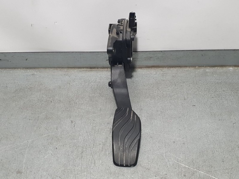 Recambio de potenciometro pedal para nissan qashqai (j11) acenta referencia OEM IAM 180024BA0B 6PV00997815 HELLA