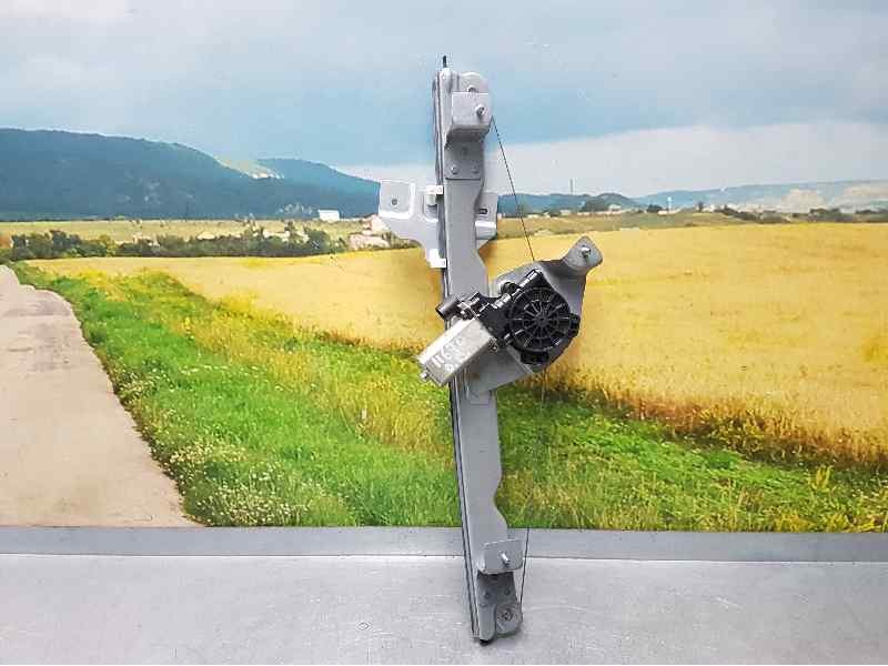 Recambio de elevalunas delantero derecho para dacia sandero ambiance referencia OEM IAM  2 PINS ELECTRICO