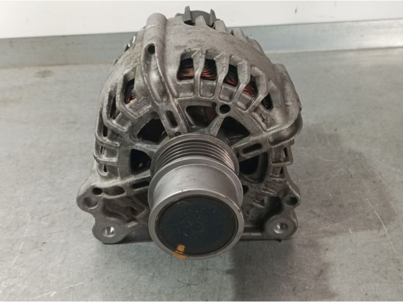Recambio de alternador para seat ateca (kh7) style referencia OEM IAM 04E906015 2715542C VALEO
