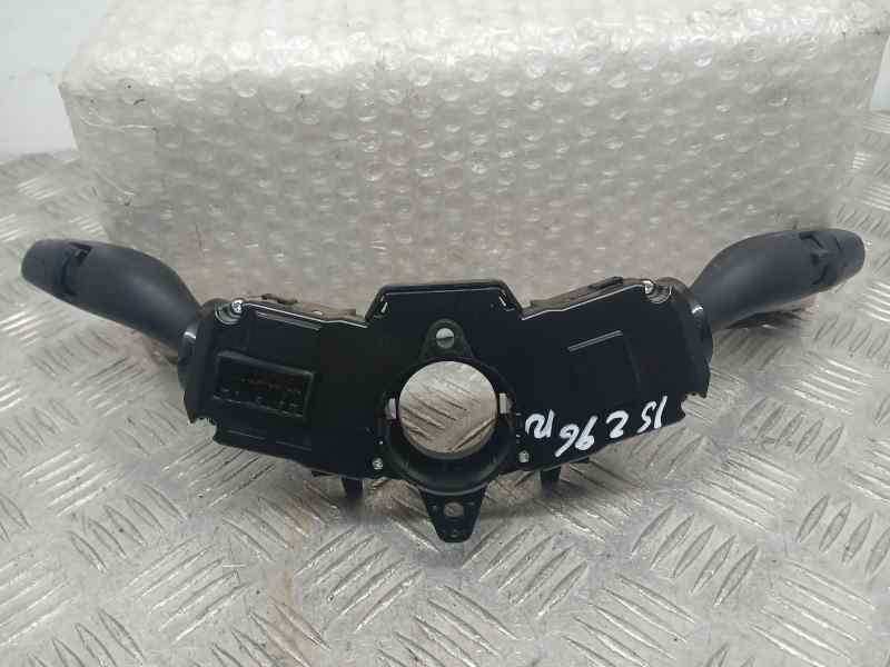 Recambio de mando luces y limpia para kia stonic (ybcuv) tech referencia OEM IAM 93403D4952  