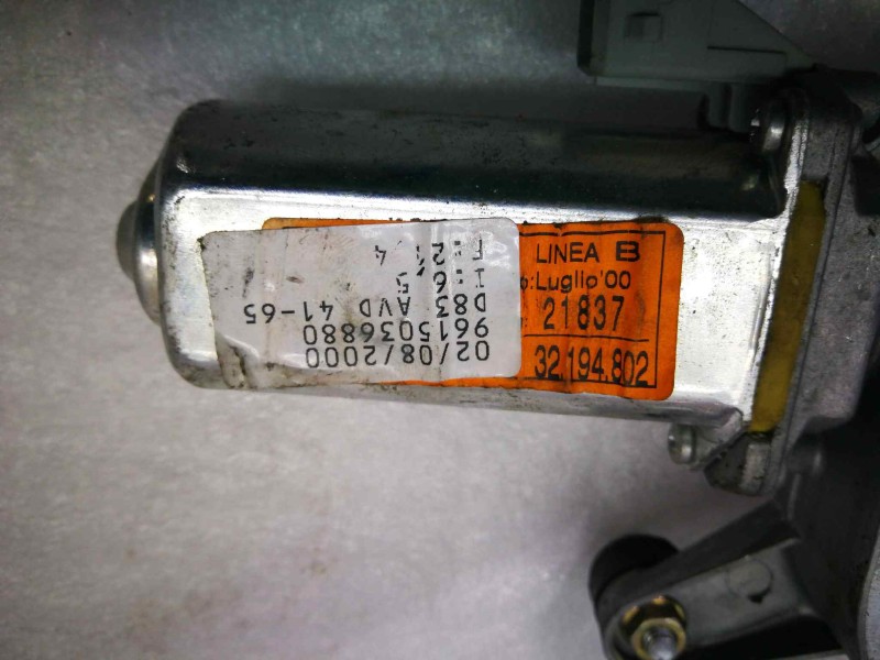 Recambio de elevalunas delantero derecho para peugeot 406 berlina (s1/s2) sl referencia OEM IAM 9615036880  