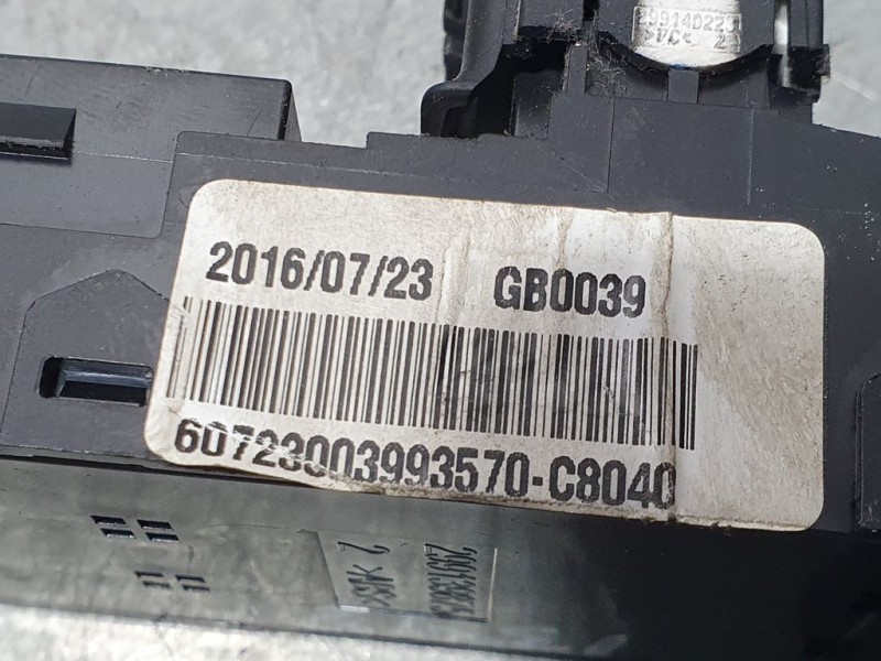 Recambio de mando elevalunas delantero izquierdo para hyundai i20 tecno referencia OEM IAM GB0039  