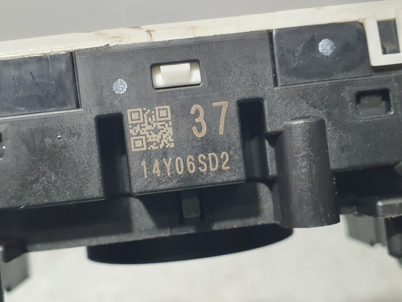 Recambio de mando luces y limpia para nissan qashqai (j11) acenta referencia OEM IAM 14Y06SD2  