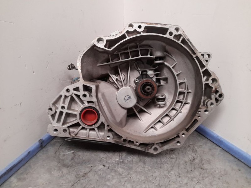 Recambio de caja cambios para opel tigra twin top enjoy referencia OEM IAM F13W374 B04062 5VELOCIDADES
