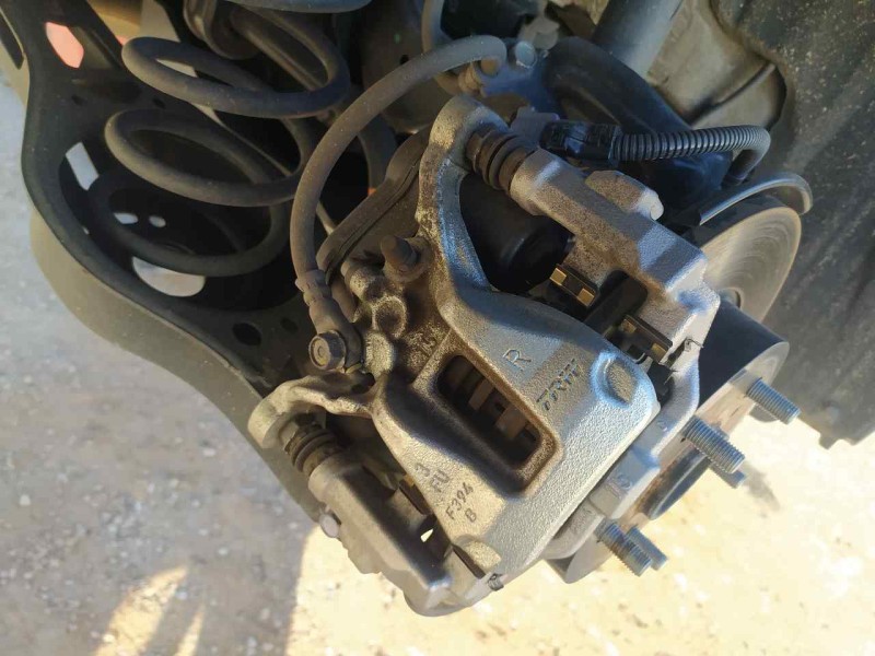 Recambio de pinza freno trasera derecha para toyota corolla (e21) hybrid active referencia OEM IAM 4783002360  TRW