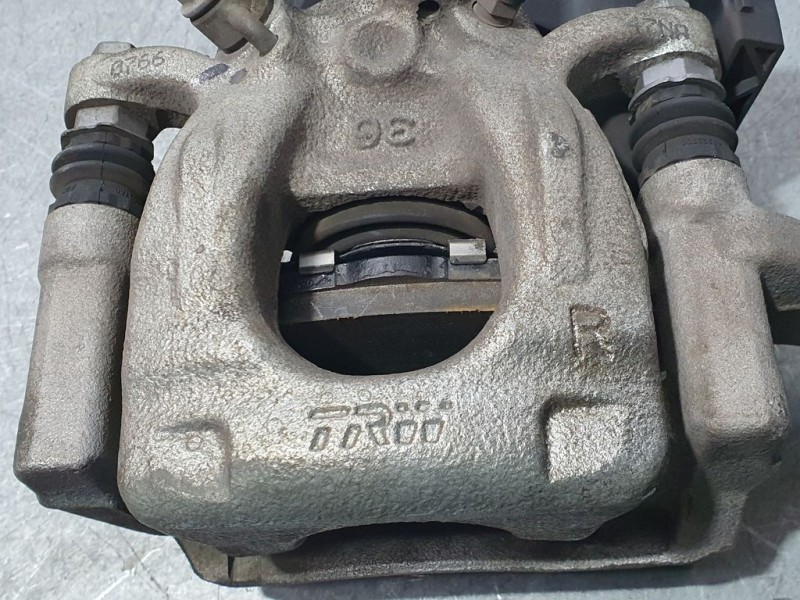 Recambio de pinza freno trasera derecha para nissan qashqai (j11) acenta referencia OEM IAM 440014EA0A  TRW ELECTRICA