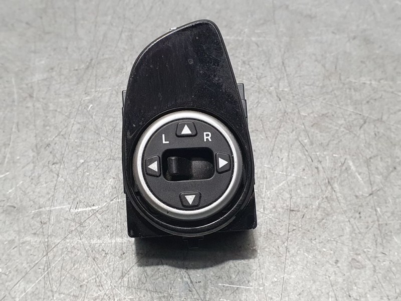 Recambio de mando retrovisor para hyundai i20 tecno referencia OEM IAM 299140228  