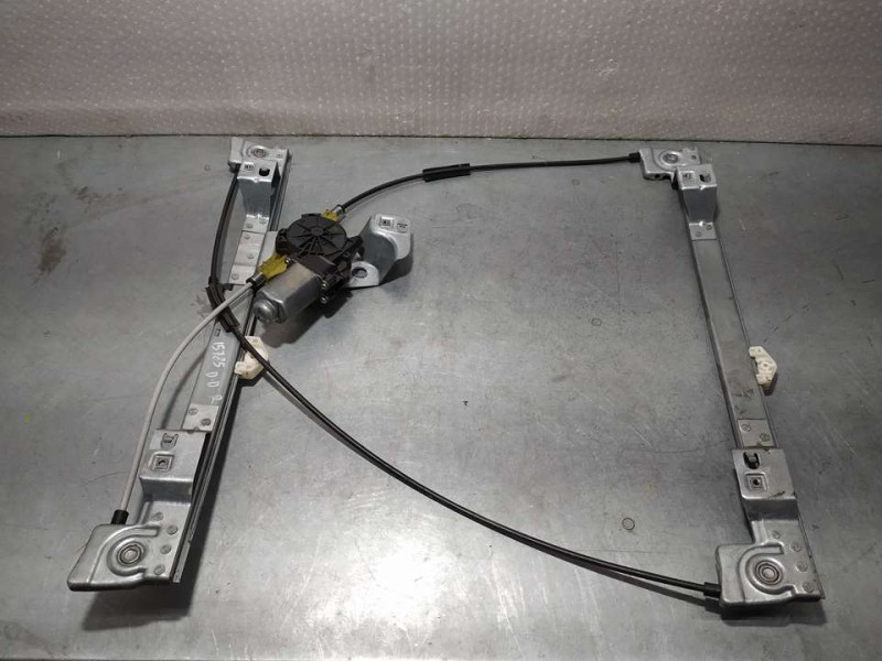 Recambio de elevalunas delantero derecho para renault kangoo furgón compact comfort referencia OEM IAM 807207012R  ELECTRICO 2 P