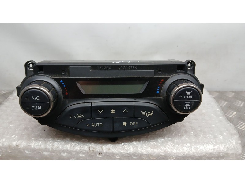 Recambio de mando climatizador para toyota yaris (_p13_) 1.5 hybrid (nhp130_) referencia OEM IAM 559000D800  