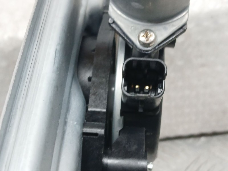 Recambio de elevalunas trasero izquierdo para mg zs suv (azs1) 1.5 vti referencia OEM IAM 10233937 ELECTRICO 2 PINS 558LG3623