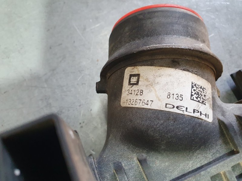 Recambio de intercooler para opel astra j sports tourer cosmo referencia OEM IAM 13267647 DELPHI 