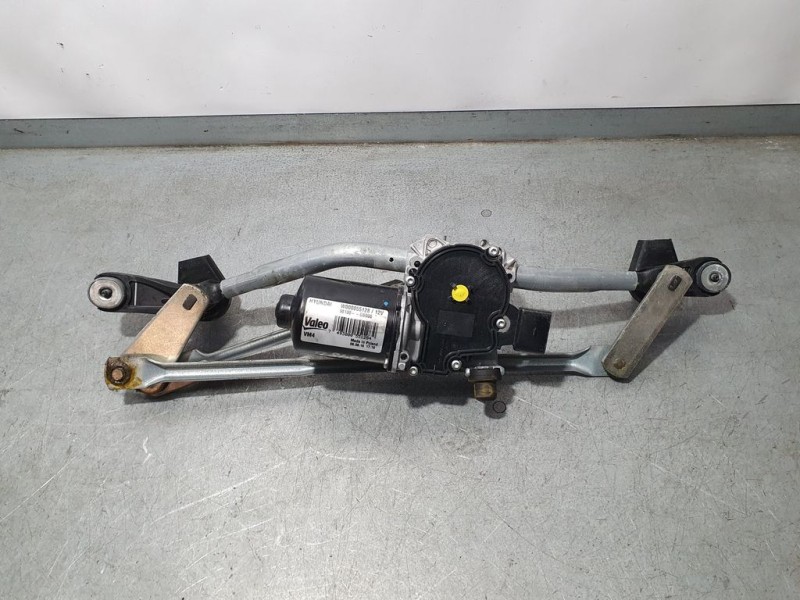 Recambio de motor limpia delantero para hyundai i20 tecno referencia OEM IAM 98100GB000 W000055128 VALEO