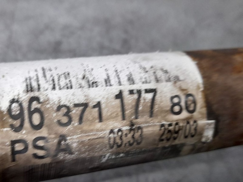 Recambio de transmision delantera izquierda para peugeot 307 (s1) xs referencia OEM IAM 9637117780  