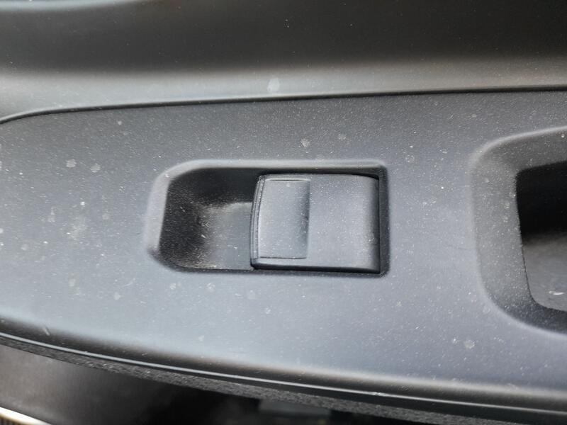 Recambio de mando elevalunas delantero derecho para toyota yaris (_p13_) 1.5 hybrid (nhp130_) referencia OEM IAM 848100D030  