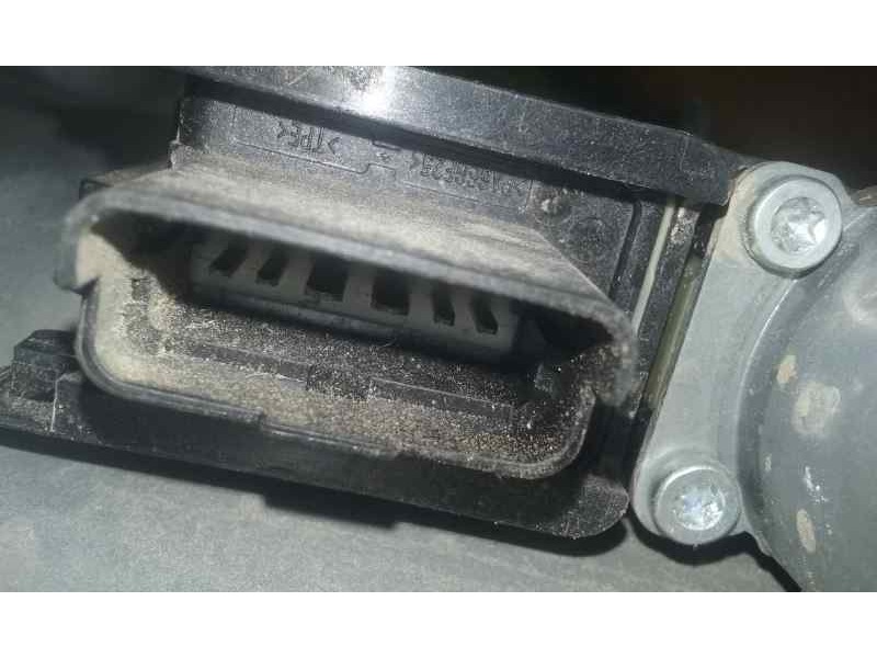 Recambio de elevalunas delantero izquierdo para kia carens (un) active referencia OEM IAM 824701D220  ELECTRICO 6 PIN
