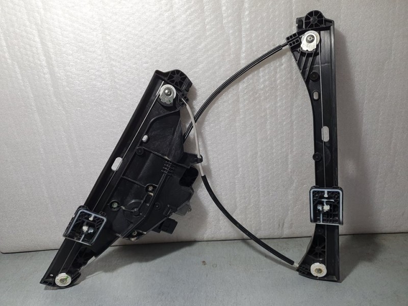 Recambio de elevalunas delantero izquierdo para citroën c4 1.2 12v e-thp pure tech referencia OEM IAM 9832821680  ELECTRICO 6 PI