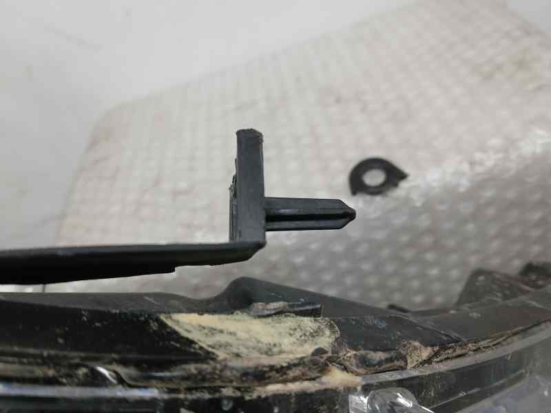 Recambio de faro izquierdo para renault kangoo furgón compact comfort referencia OEM IAM 260603401R  PATA ROTA