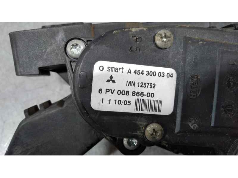 Recambio de potenciometro pedal para smart forfour básico (55kw) referencia OEM IAM A4543000304  
