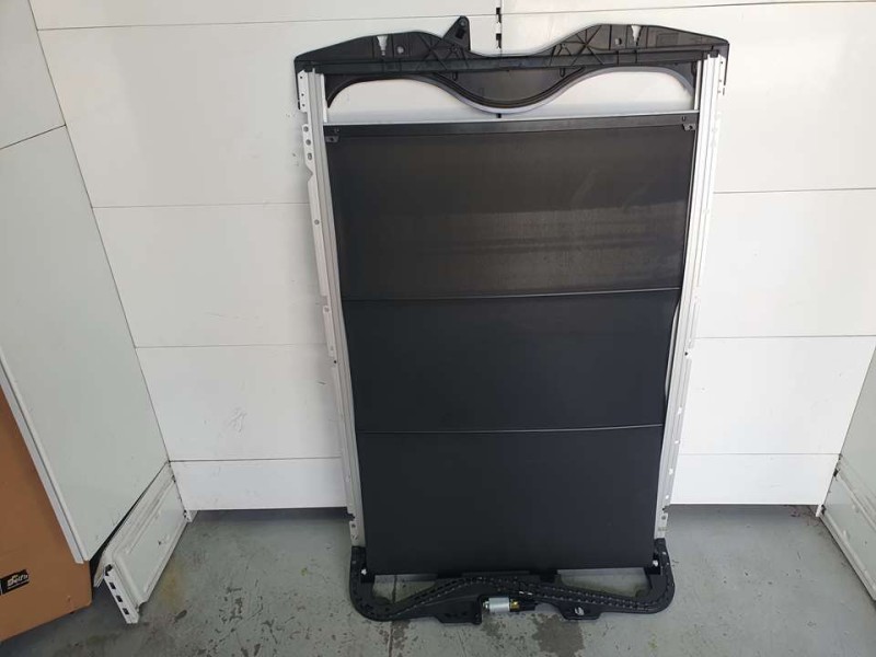 Recambio de techo interior electrico para peugeot 508 sw active referencia OEM IAM 96871211 W70041775 