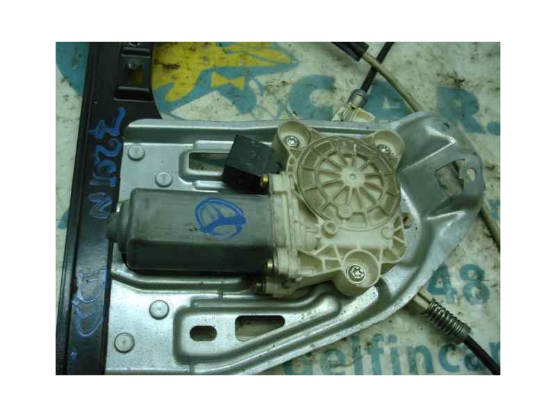 Recambio de elevalunas delantero derecho para mercedes-benz clase c (w203) berlina 270 cdi (203.016) referencia OEM IAM A2118201