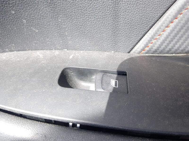 Recambio de mando elevalunas delantero derecho para mg zs suv (azs1) 1.5 vti referencia OEM IAM 10470986  