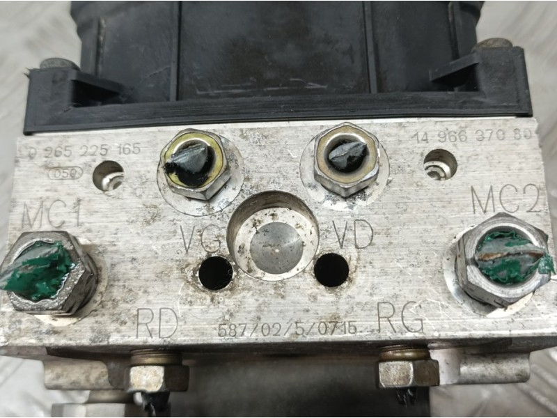 Recambio de abs para peugeot 807 st port aventura referencia OEM IAM 96637080 0265225165 BOSCH