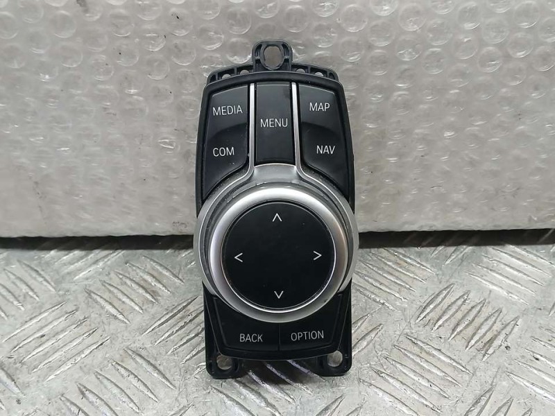 Recambio de mando multifuncion para bmw x2 (f39) sdrive18d referencia OEM IAM 5A3B1E4 19226310 INFOENTRETENIMIENTO