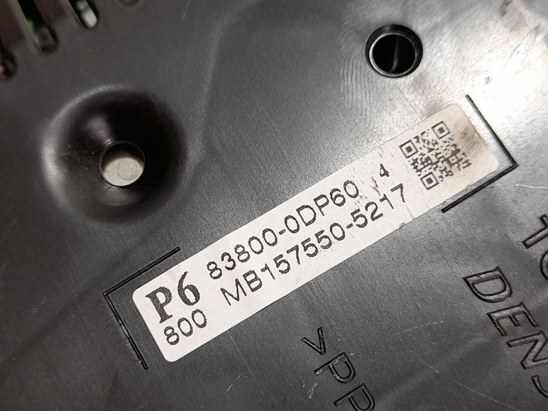 Recambio de cuadro instrumentos para toyota yaris active referencia OEM IAM 838000DP60  