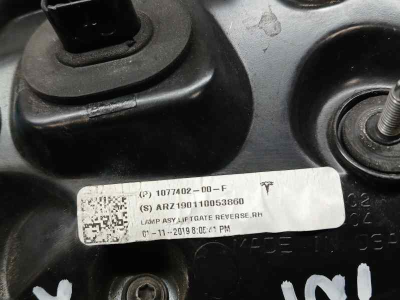 Recambio de piloto trasero derecho para tesla model 3 ev performance awd referencia OEM IAM 1077402  INTERIOR LED ROZADA