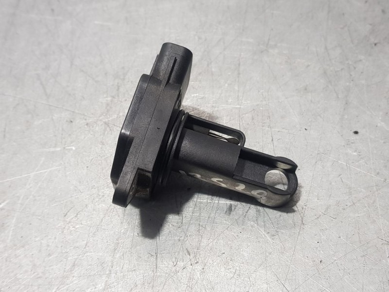 Recambio de caudalimetro para toyota corolla (e12) 1.6 sol berlina 3/5 referencia OEM IAM 1974003010 222040J010 DENSO