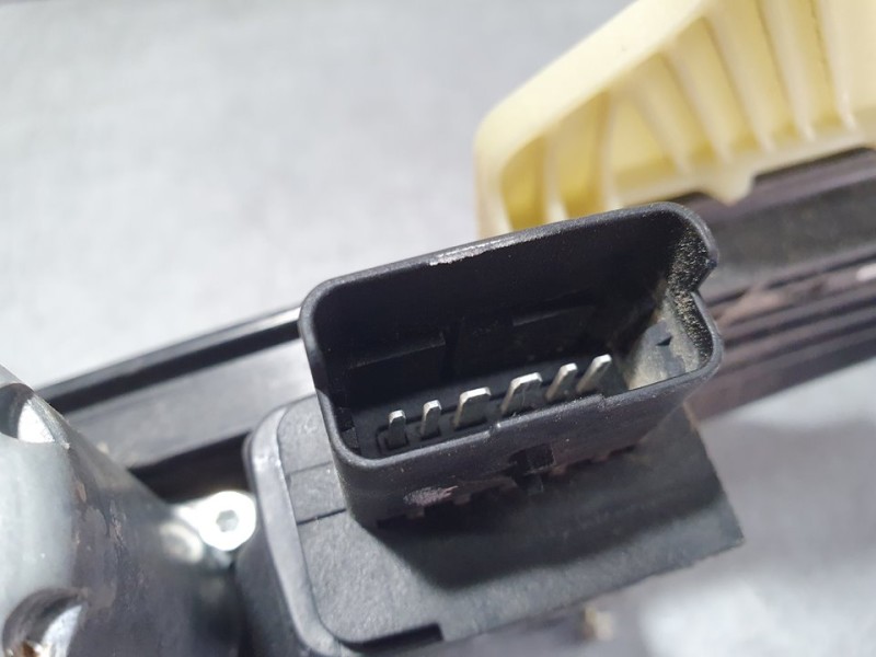 Recambio de elevalunas trasero derecho para peugeot rifter acristalada referencia OEM IAM 9817212480  ELECTRICO 6 PINS