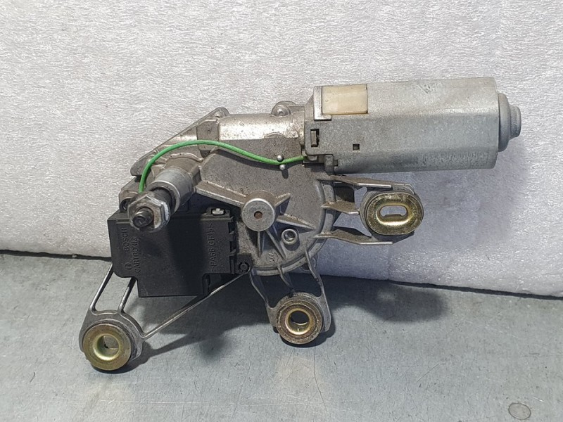 Recambio de motor limpia trasero para volkswagen golf iv berlina (1j1) conceptline referencia OEM IAM 1J6955711C 0390201557 BOSC