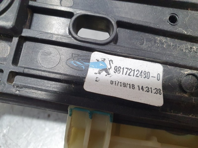 Recambio de elevalunas trasero derecho para peugeot rifter acristalada referencia OEM IAM 9817212480  ELECTRICO 6 PINS