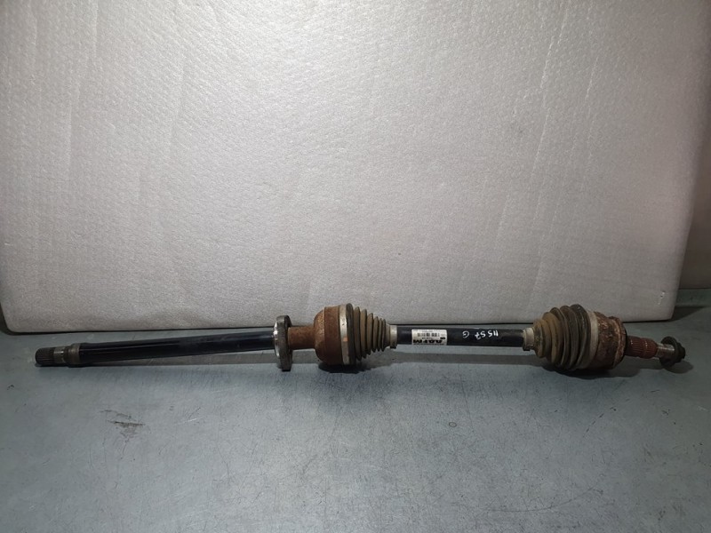 Recambio de transmision delantera derecha para opel astra j sports tourer cosmo referencia OEM IAM 13335136 10239824 