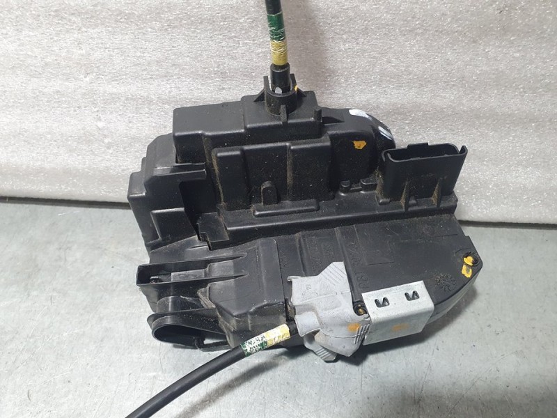 Recambio de cerradura puerta delantera derecha para nissan pulsar (c13) acenta referencia OEM IAM B6A5TB837016A  3 PINES