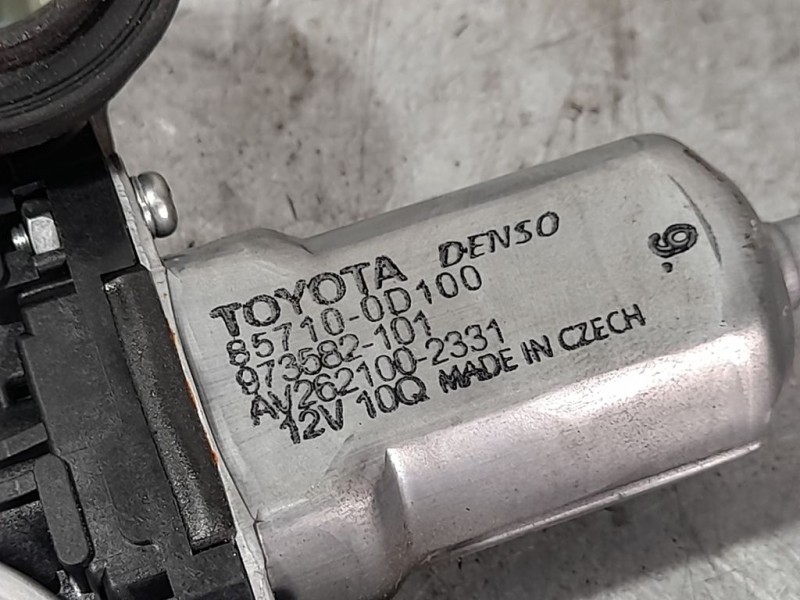 Recambio de elevalunas trasero izquierdo para toyota yaris active referencia OEM IAM 857100D100  6 PINES