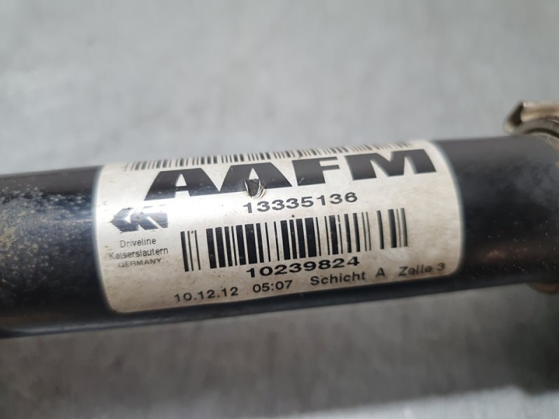 Recambio de transmision delantera derecha para opel astra j sports tourer cosmo referencia OEM IAM 13335136 10239824 