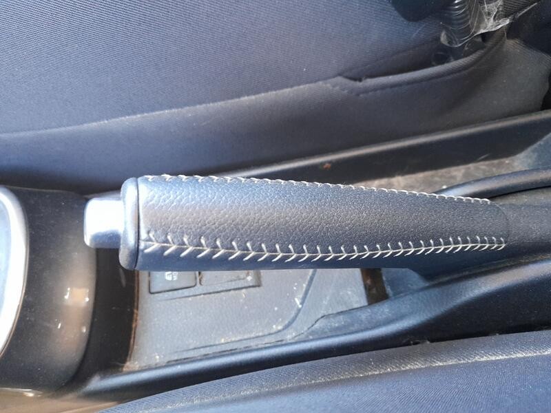 Recambio de palanca freno de mano para toyota yaris (_p13_) 1.5 hybrid (nhp130_) referencia OEM IAM 462100D210C0  