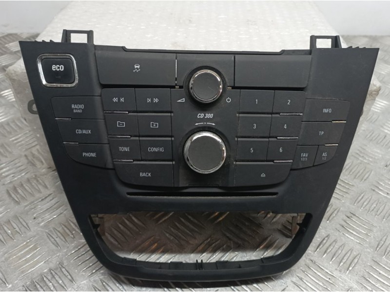 Recambio de mando radio para opel insignia berlina selective referencia OEM IAM 13273252  
