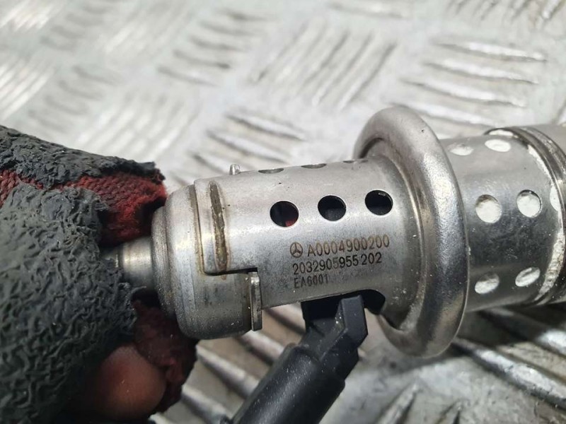 Recambio de inyector adblue para mercedes-benz sprinter iii furgón fwd 311/314 cdi fwd l2 (910.633) referencia OEM IAM A00049002