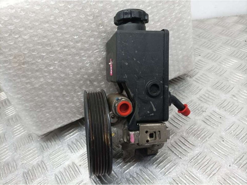 Recambio de bomba direccion para ssangyong rexton 270 xvt limited referencia OEM IAM NS540647  