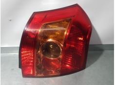 Recambio de piloto trasero derecho para toyota corolla (e12) 1.6 sol berlina 3/5 referencia OEM IAM 8155102300  