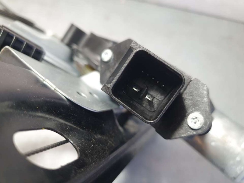 Recambio de elevalunas delantero izquierdo para opel astra j gtc sportive referencia OEM IAM 13349957 933922101 BROSE ELECTRICO 