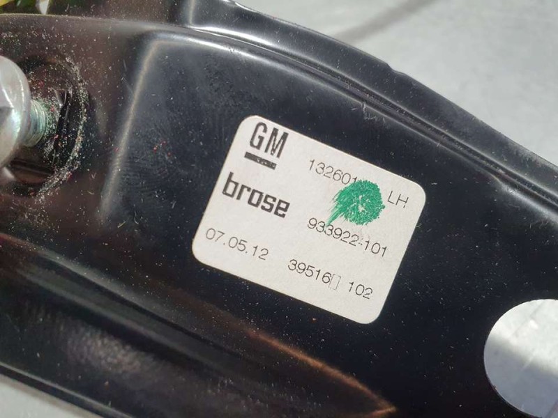 Recambio de elevalunas delantero izquierdo para opel astra j gtc sportive referencia OEM IAM 13349957 933922101 BROSE ELECTRICO 