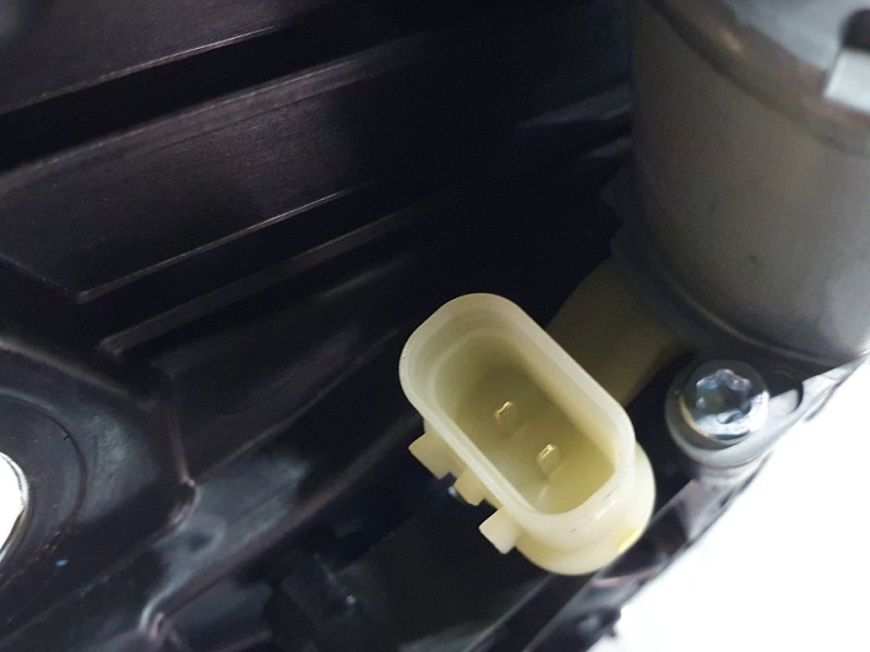 Recambio de elevalunas trasero derecho para kia ceed drive referencia OEM IAM 83480J7000 J7A094727 ELECTRICO 2 PINES